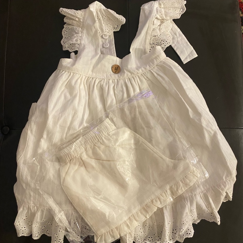 Well Dressed Wolf size 6 NWT